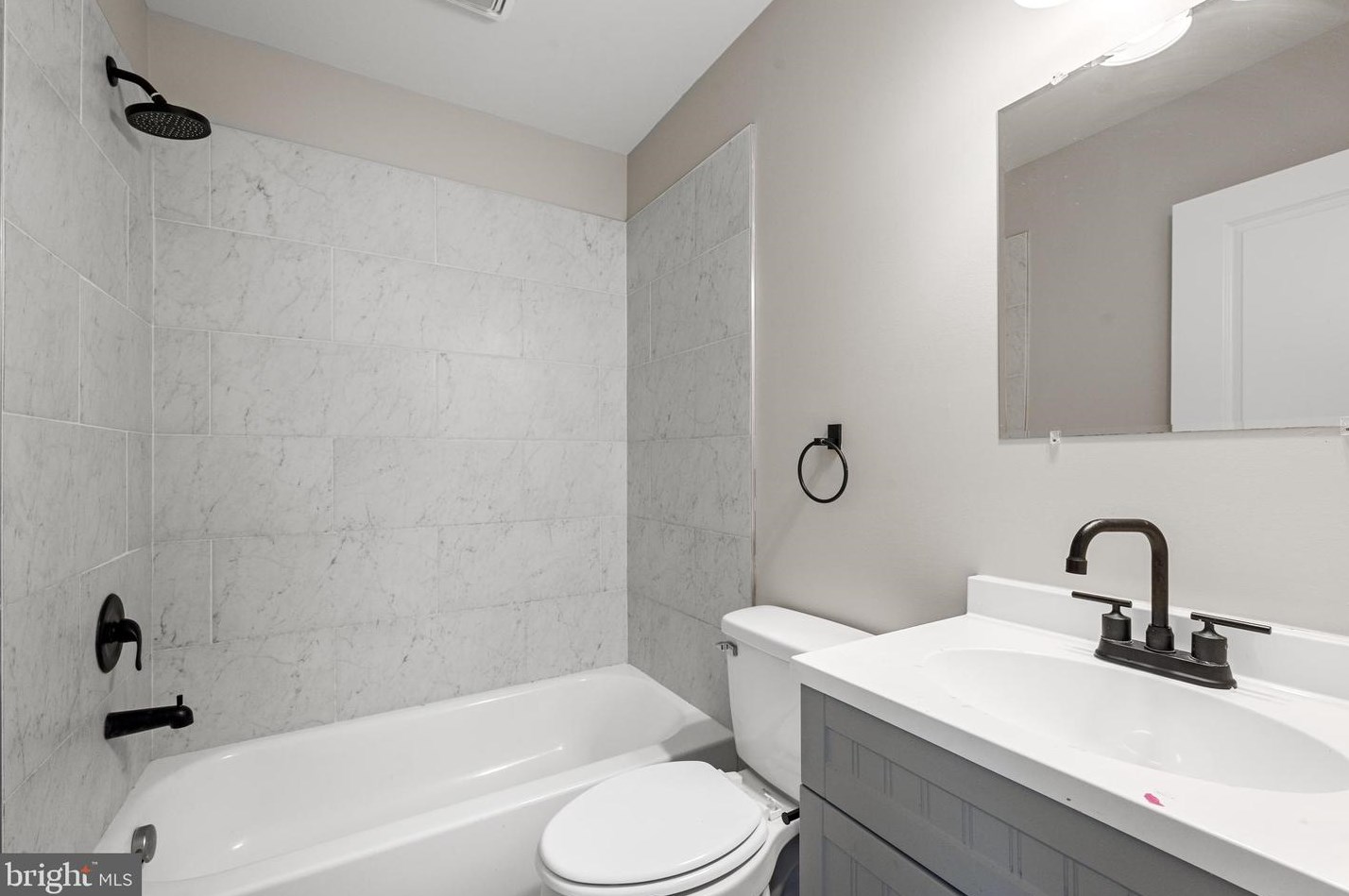 720 Parkview Dr, Front Royal VA  22630-2214 exterior