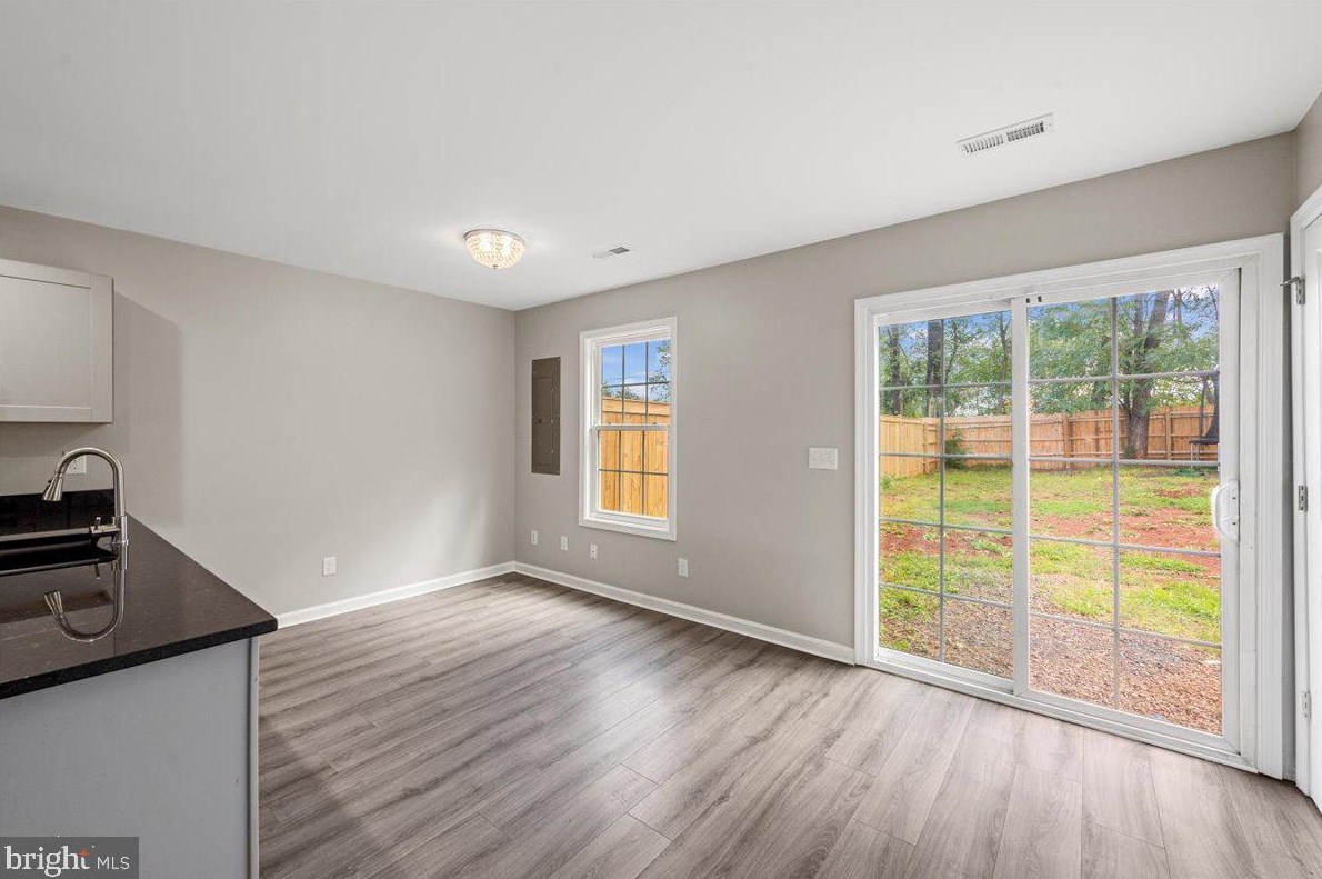 720 Parkview Dr, Front Royal VA  22630-2214 exterior