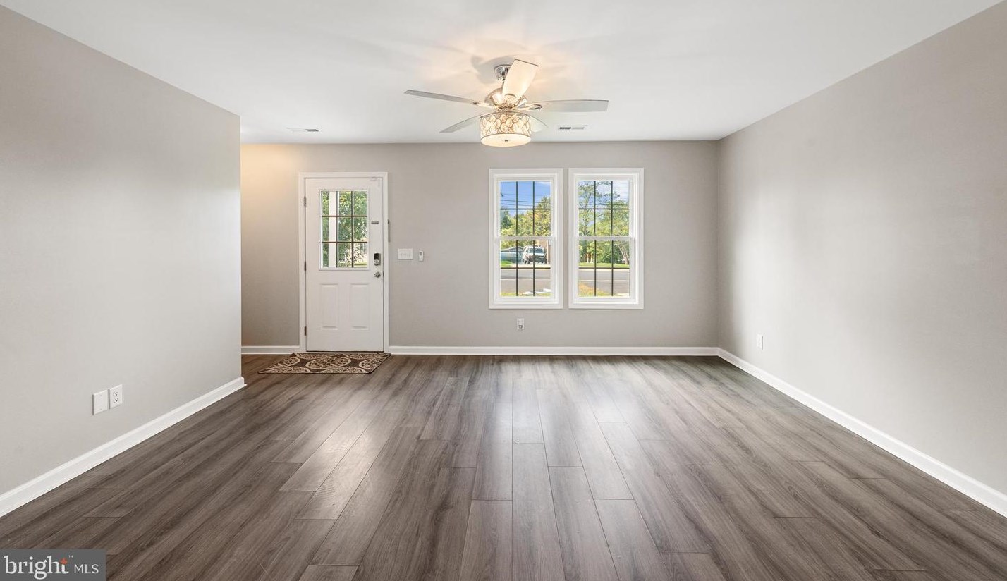 720 Parkview Dr, Front Royal VA  22630-2214 exterior