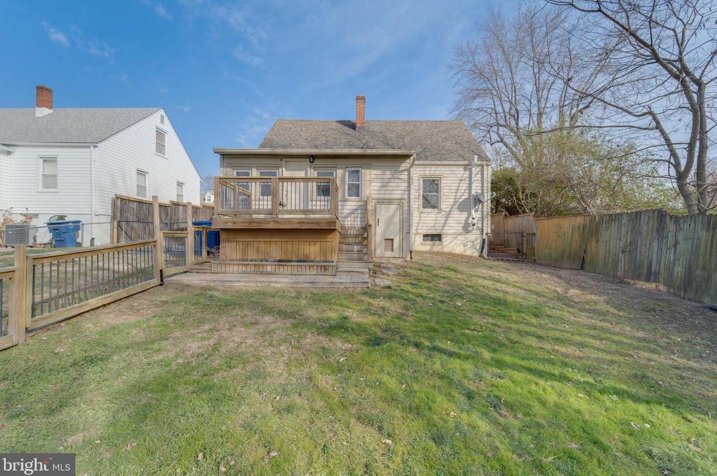 812 13th St, Front Royal VA  22630-2914 exterior