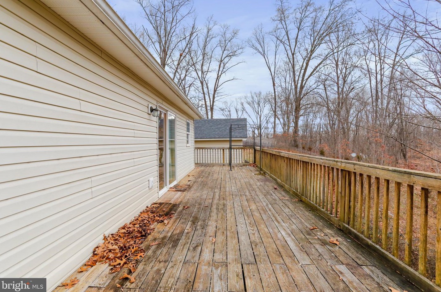 130 Juniper Dr, Front Royal VA  22630-9333 exterior