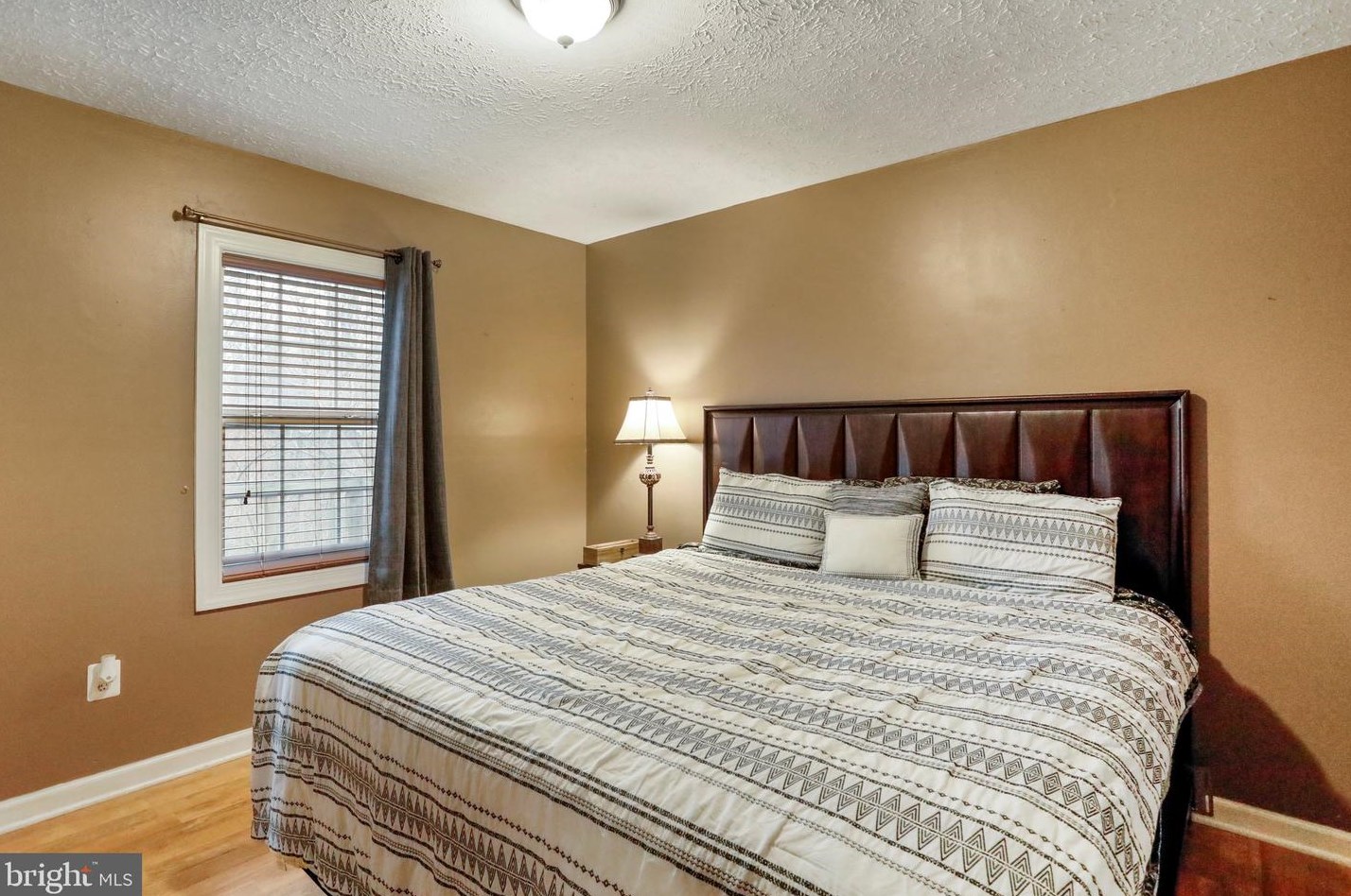 130 Juniper Dr, Front Royal VA  22630-9333 exterior