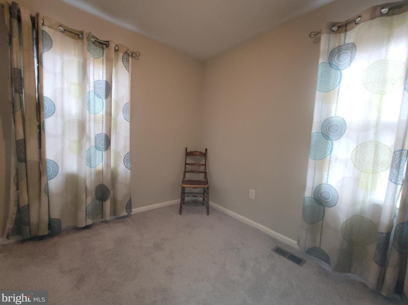 71 Downing Farm Rd, Front Royal VA  22630-5694 exterior