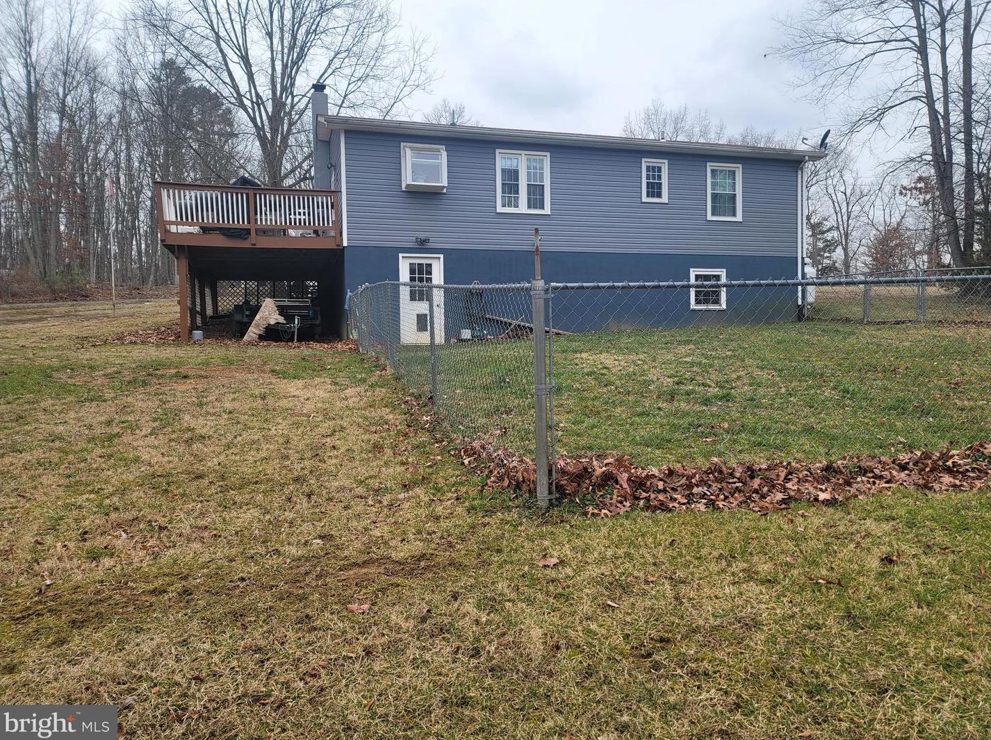 71 Downing Farm Rd, Front Royal VA  22630-5694 exterior