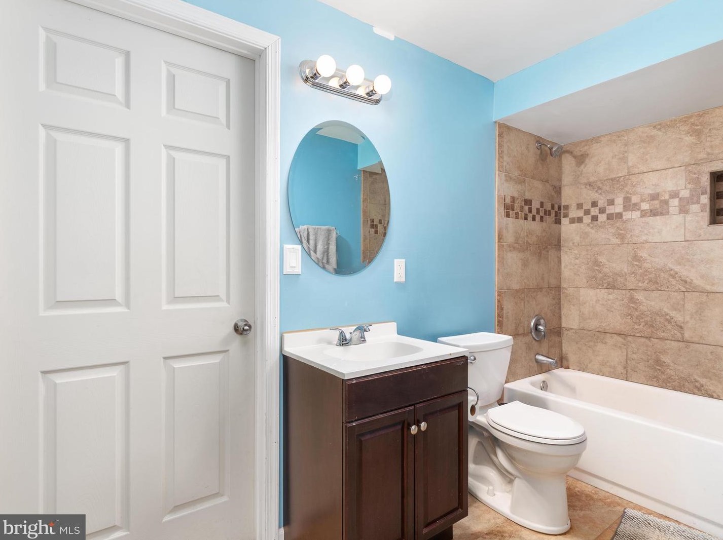 4079 Blue Mountain Rd, Front Royal VA  22630-3880 exterior