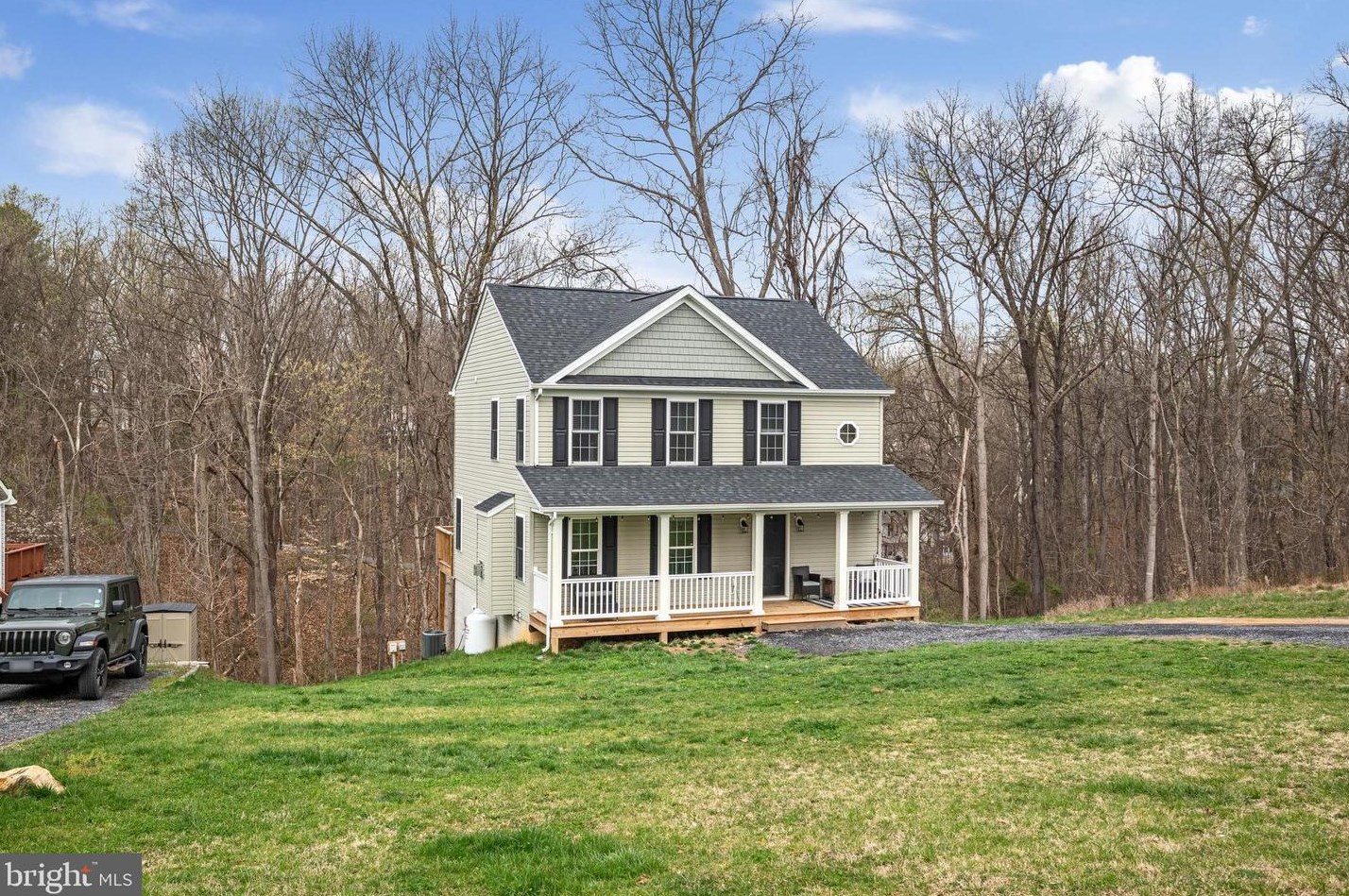 117 Apple Way, Front Royal VA  22630-9330 exterior