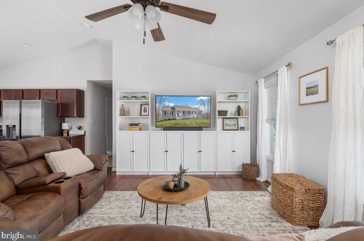 91 Lower Ct, Strasburg, VA 22657