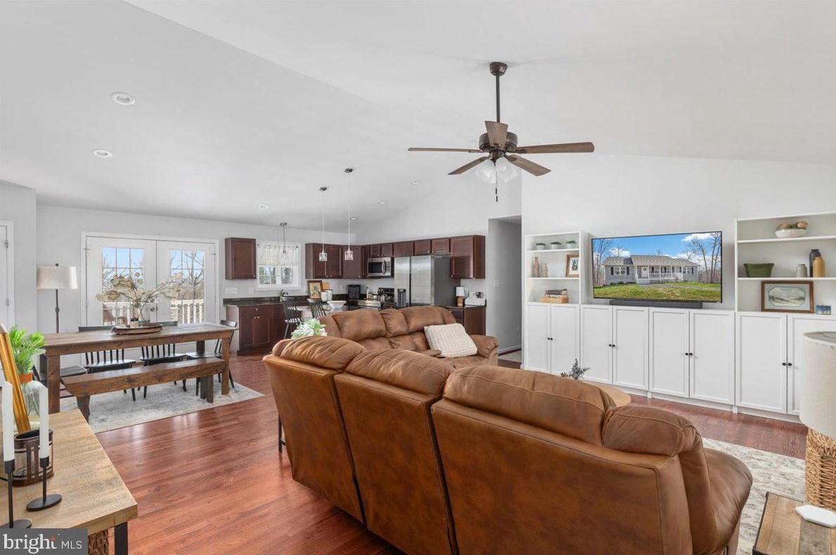 91 Lower Ct, Strasburg, VA 22657