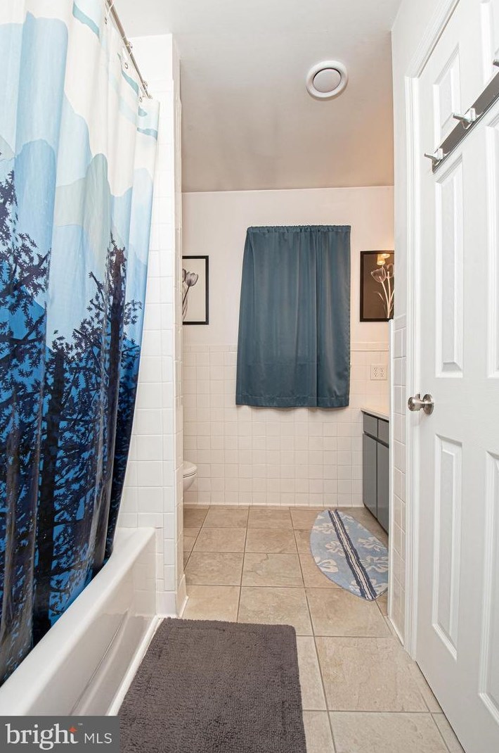 810 Virginia Ave, Front Royal VA  22630-3533 exterior