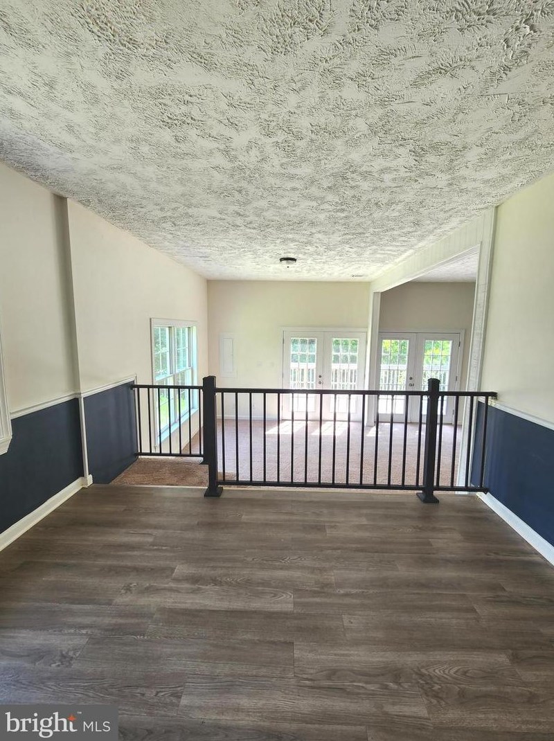 34 King David Dr, Linden VA  22642-6323 exterior