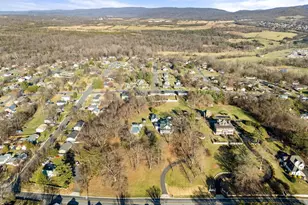 1521 N Royal Ave, Front Royal, VA 22630 - Photo 3