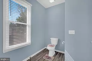 656 W 11th St, Front Royal, VA 22630 - Photo 13