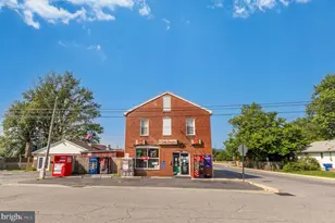 656 W 11th St, Front Royal, VA 22630 - Photo 3