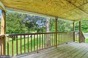 14 Summit Point Dr, Front Royal, VA 22630 - Photo 9