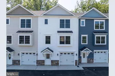 43 Duck Street W, Front Royal, VA 22630 - Photo 1