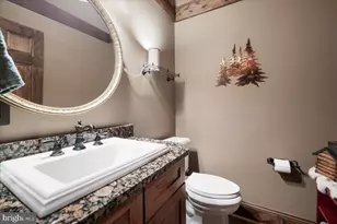 226 Twin Oaks Dr, Bentonville, VA 22610 - Photo 19