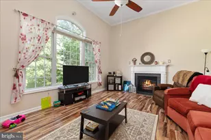 126 Locust Tree Ln, Front Royal, VA 22630 - Photo 9