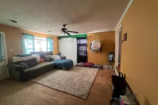 4493 Stonewall Jackson Hwy, Bentonville, VA 22610 - Photo 11