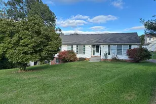 36 Ashlawn Ct, Front Royal, VA 22630 - Photo 1