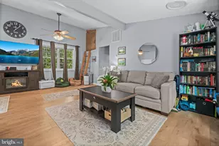 358 Wells Dr, Front Royal, VA 22630 - Photo 5