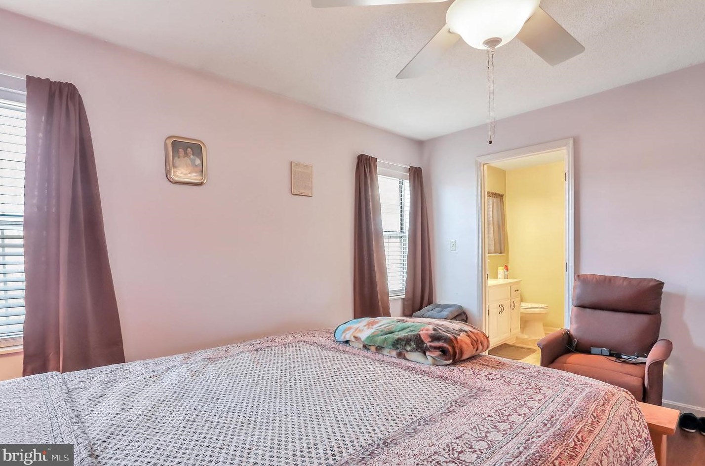 11 Tanglewood Dr, Martinsburg WV 25405-5892 exterior