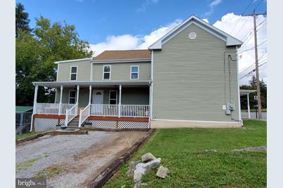 402 N High - Photo 1