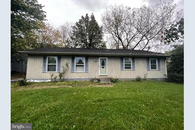 1948 Henshaw Road - Photo 1