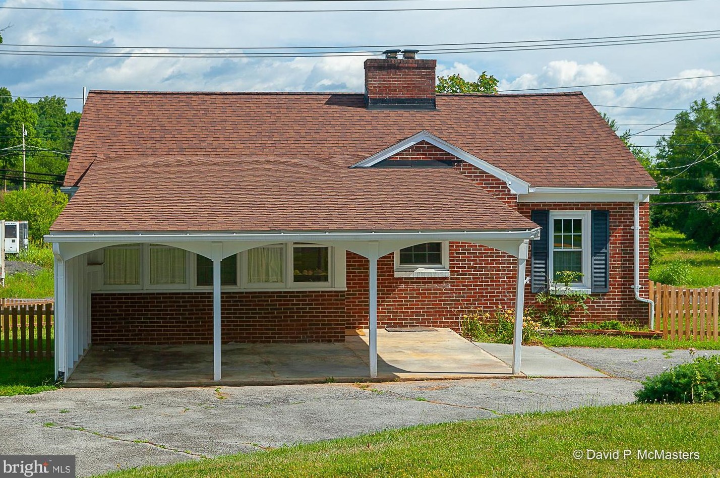 2153 Henshaw Rd, Inwood WV 25428-3485 exterior