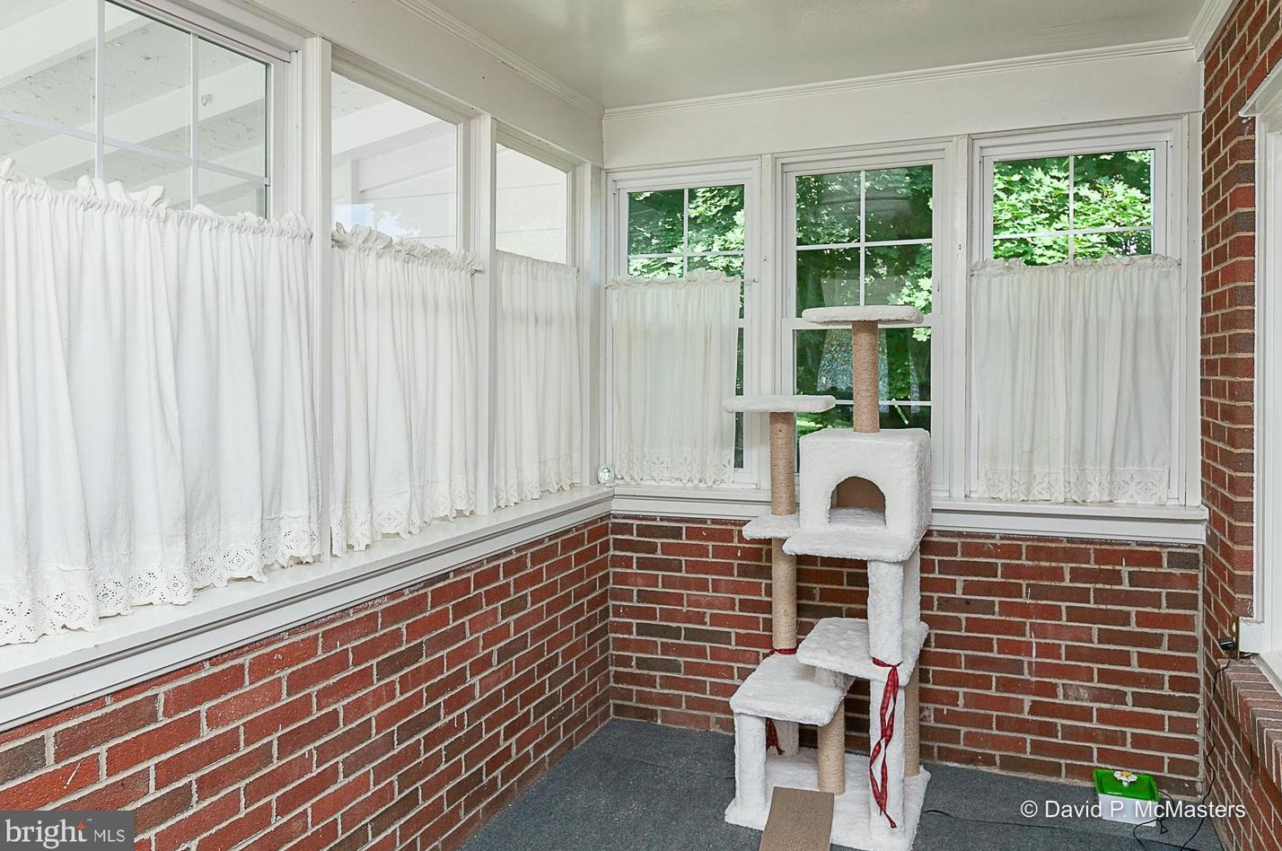 2153 Henshaw Rd, Inwood WV 25428-3485 exterior