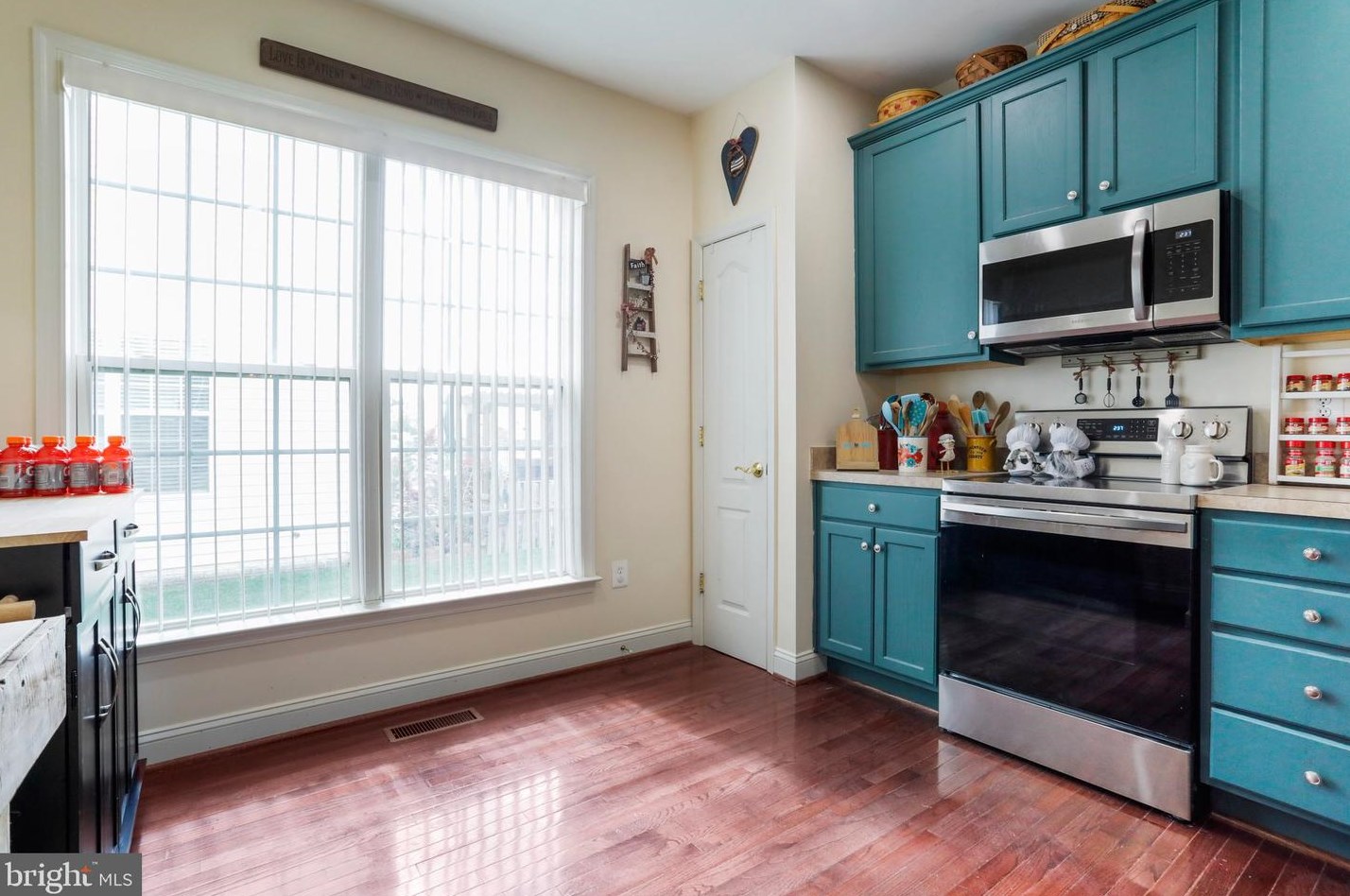 354 Bashore Dr, Martinsburg WV  25404-7607 exterior