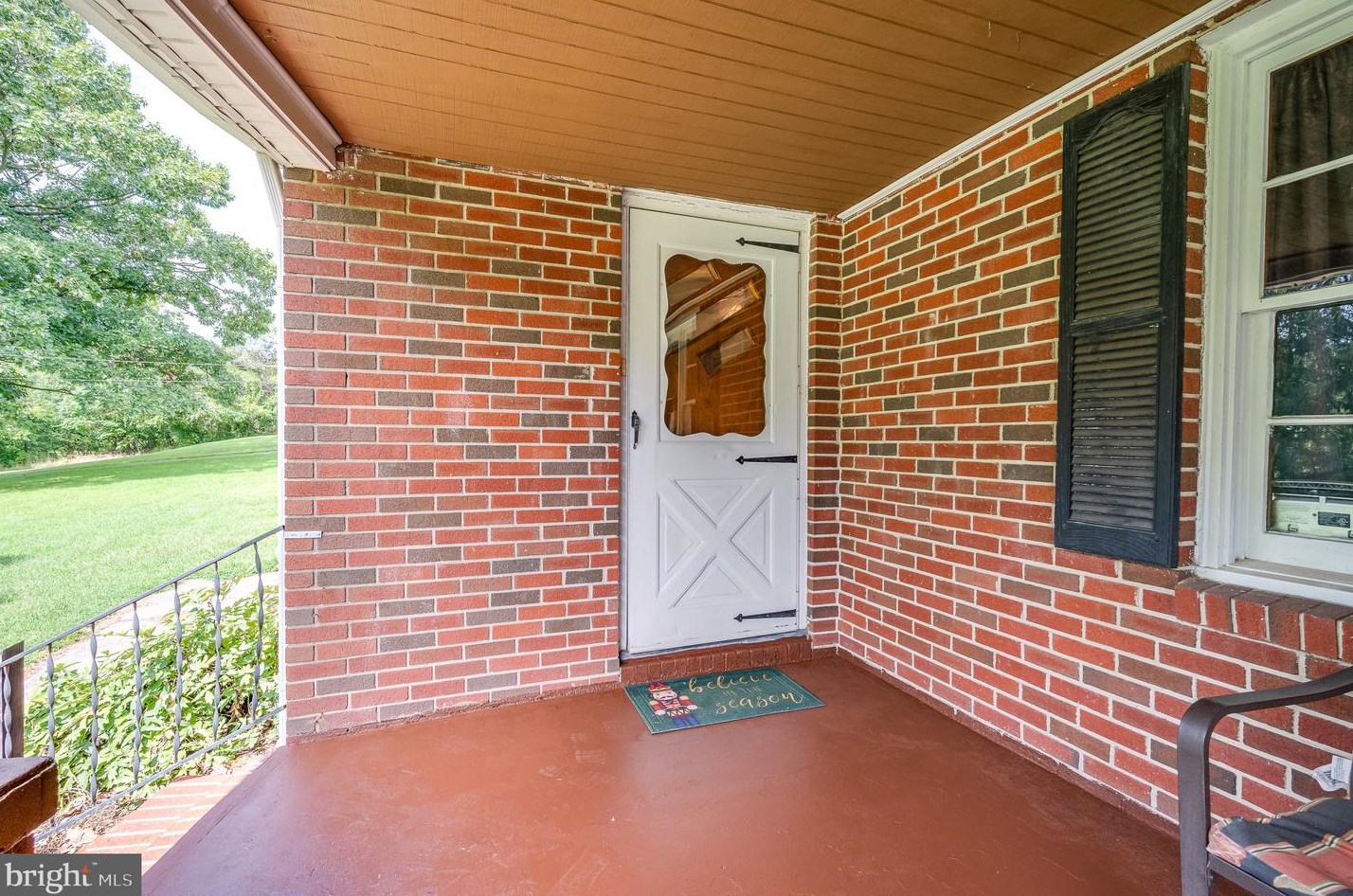 1935 Charles Town Rd, Martinsburg WV 25430-2627 exterior