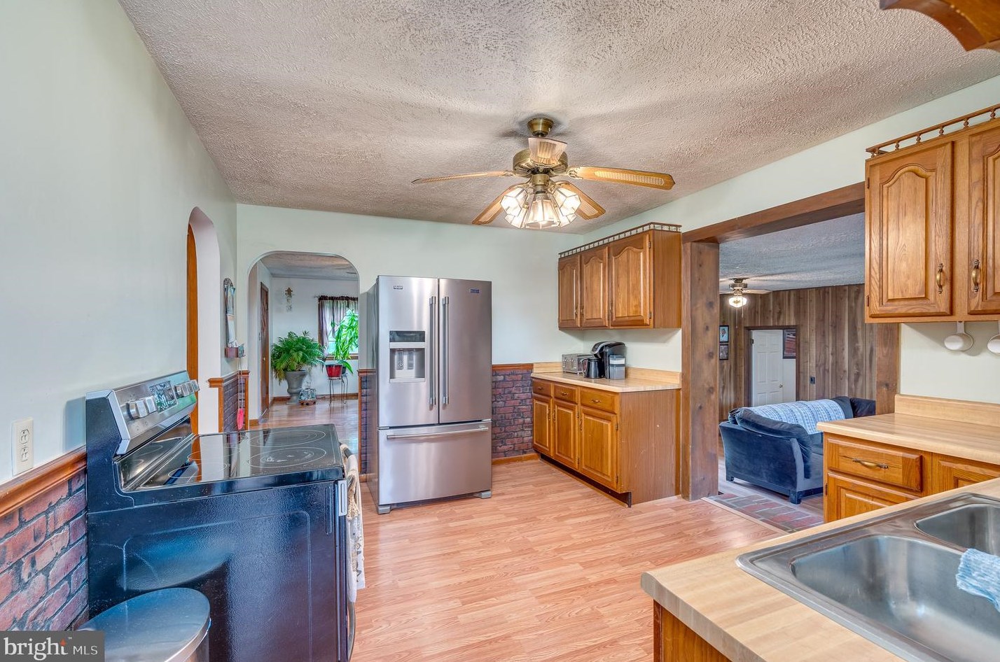 1935 Charles Town Rd, Martinsburg WV 25430-2627 exterior