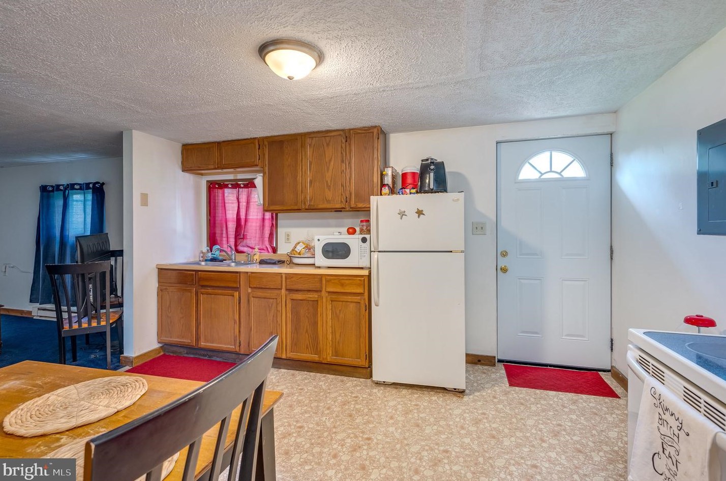 1935 Charles Town Rd, Martinsburg WV 25430-2627 exterior