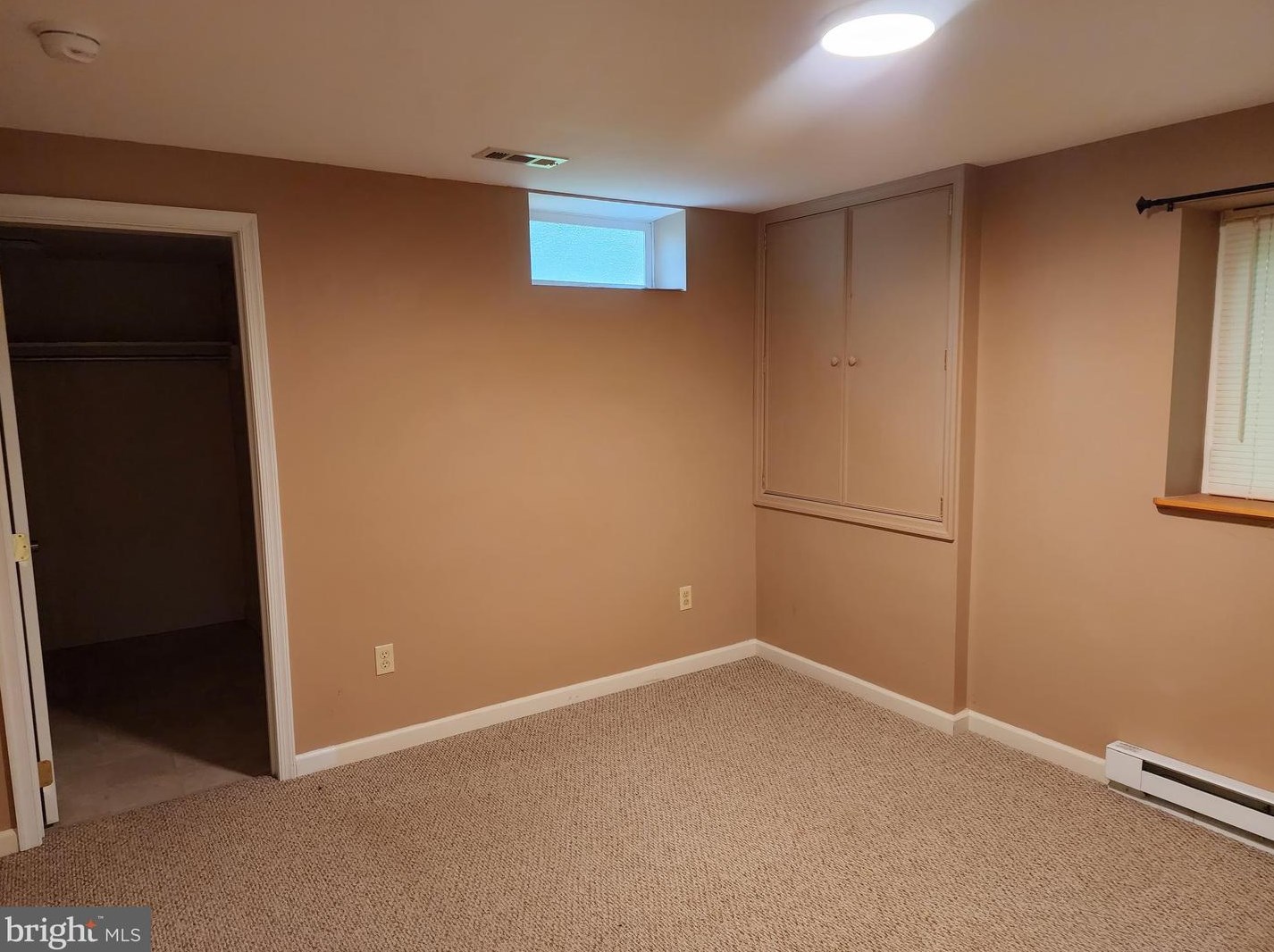 1465 Rock Clf Dr, Martinsburg WV 25401-3278 exterior