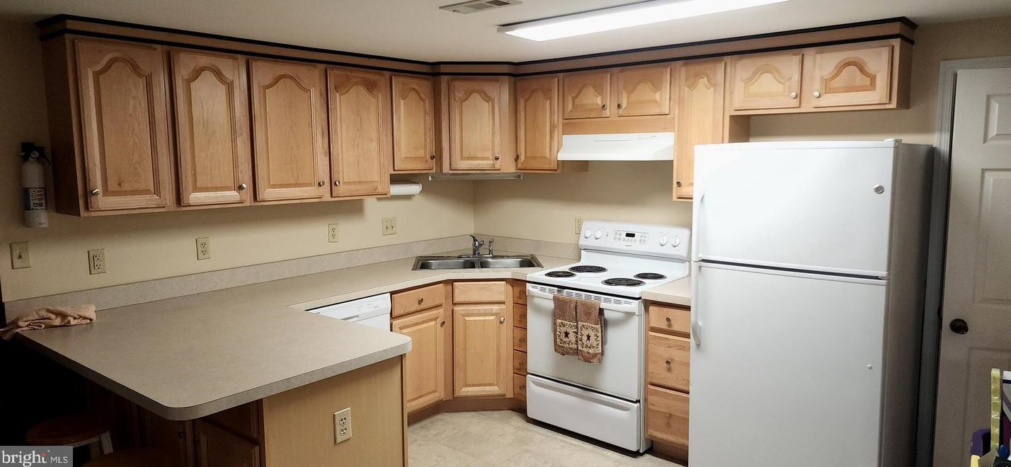 1465 Rock Clf Dr, Martinsburg WV 25401-3278 exterior