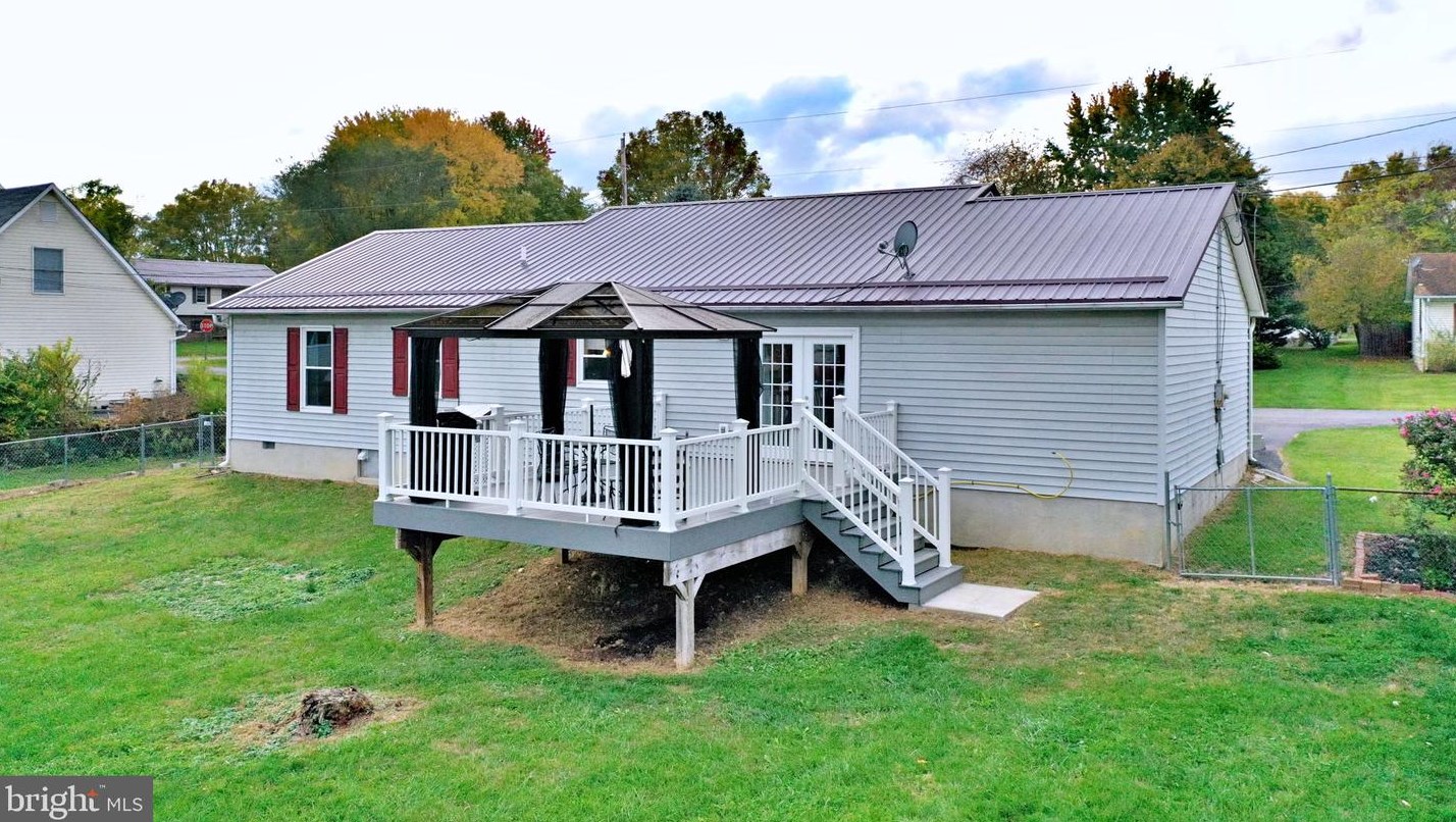509 Upshur Dr, Inwood WV  25428-3692 exterior