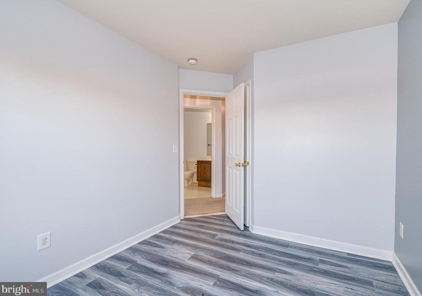 806 Desota Way, Martinsburg WV 25401-0079 exterior