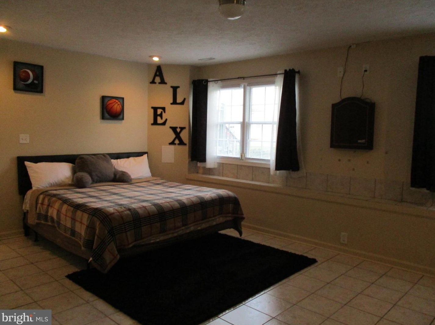 310 Talisman Dr, Martinsburg WV  25403-2284 exterior