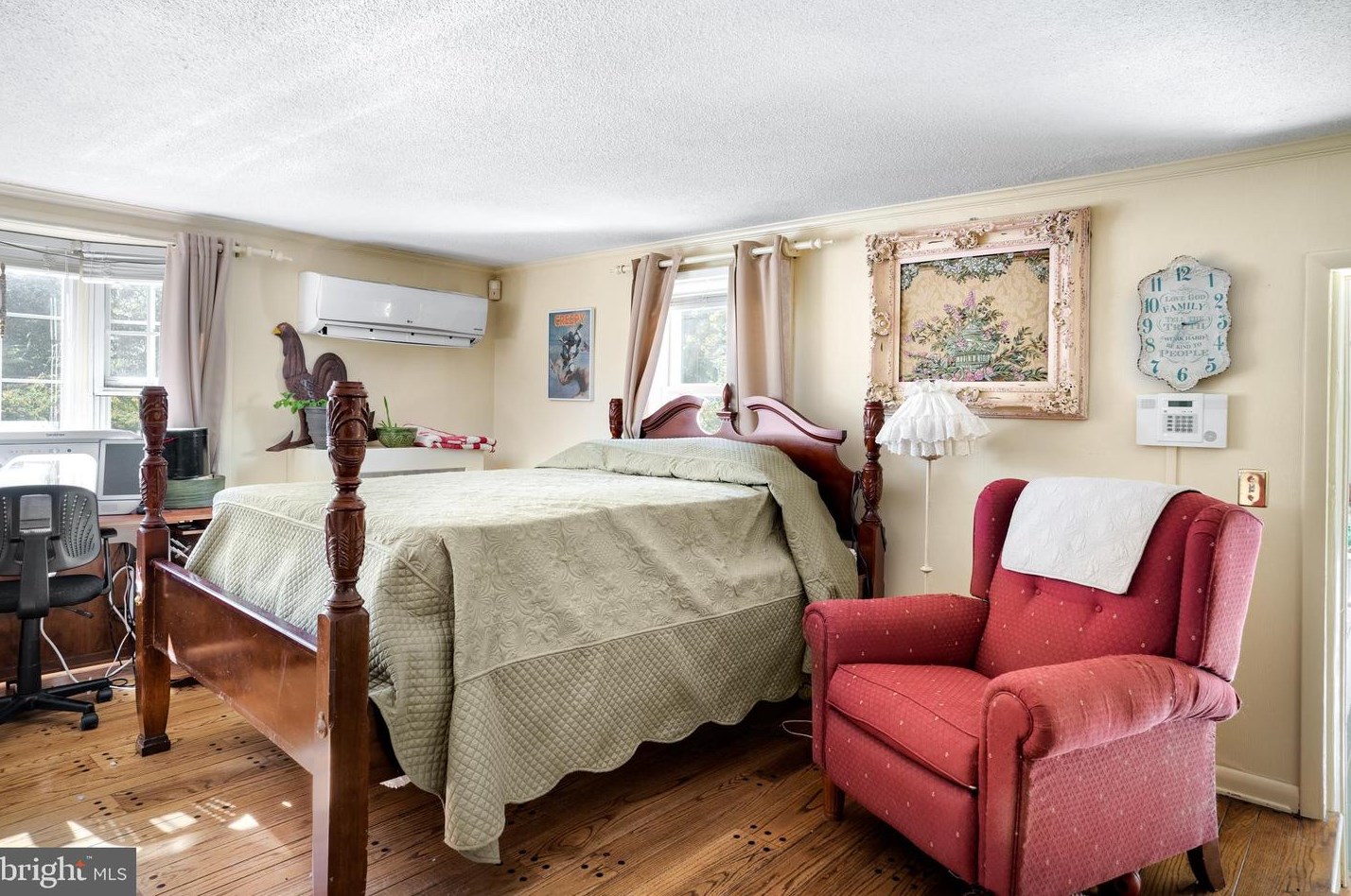 6127 Winchester Ave, Inwood WV  25428-4510 exterior