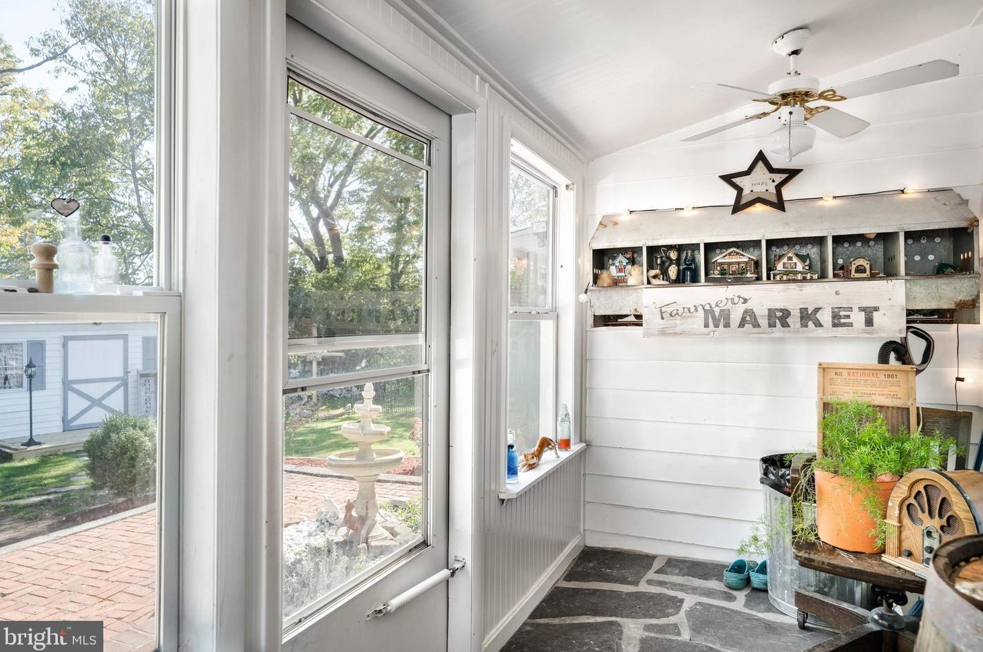 6127 Winchester Ave, Inwood WV  25428-4510 exterior