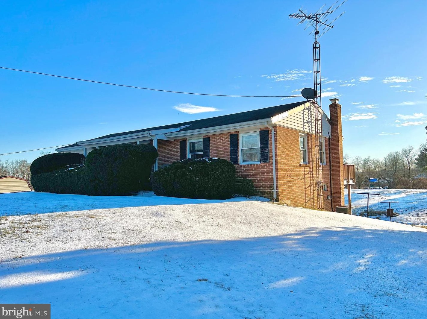 278 Anderson Rd, Martinsburg WV  25404-8308 exterior