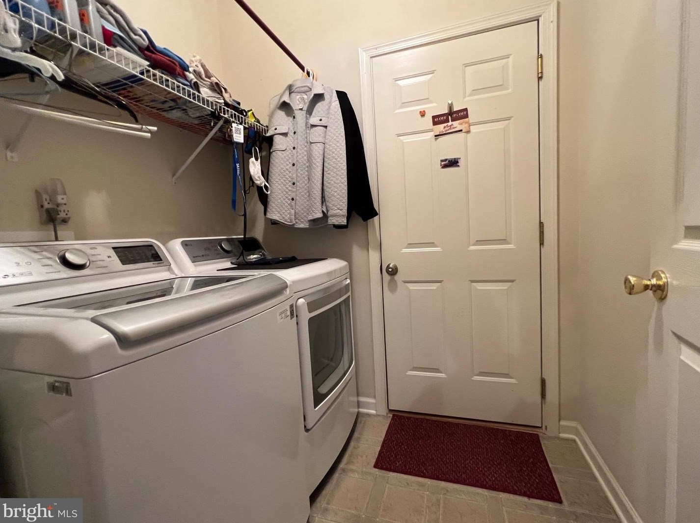 466 Bentley Dr, Inwood WV 25428-3427 exterior