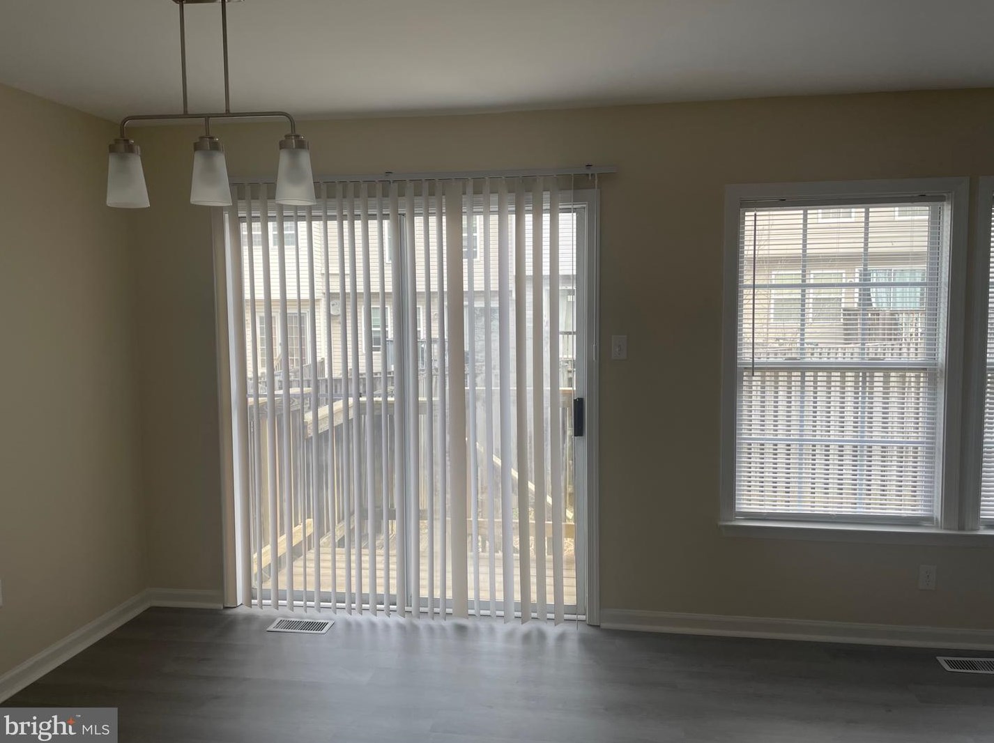 11 Calabash Ct, Martinsburg WV  25405-7197 exterior
