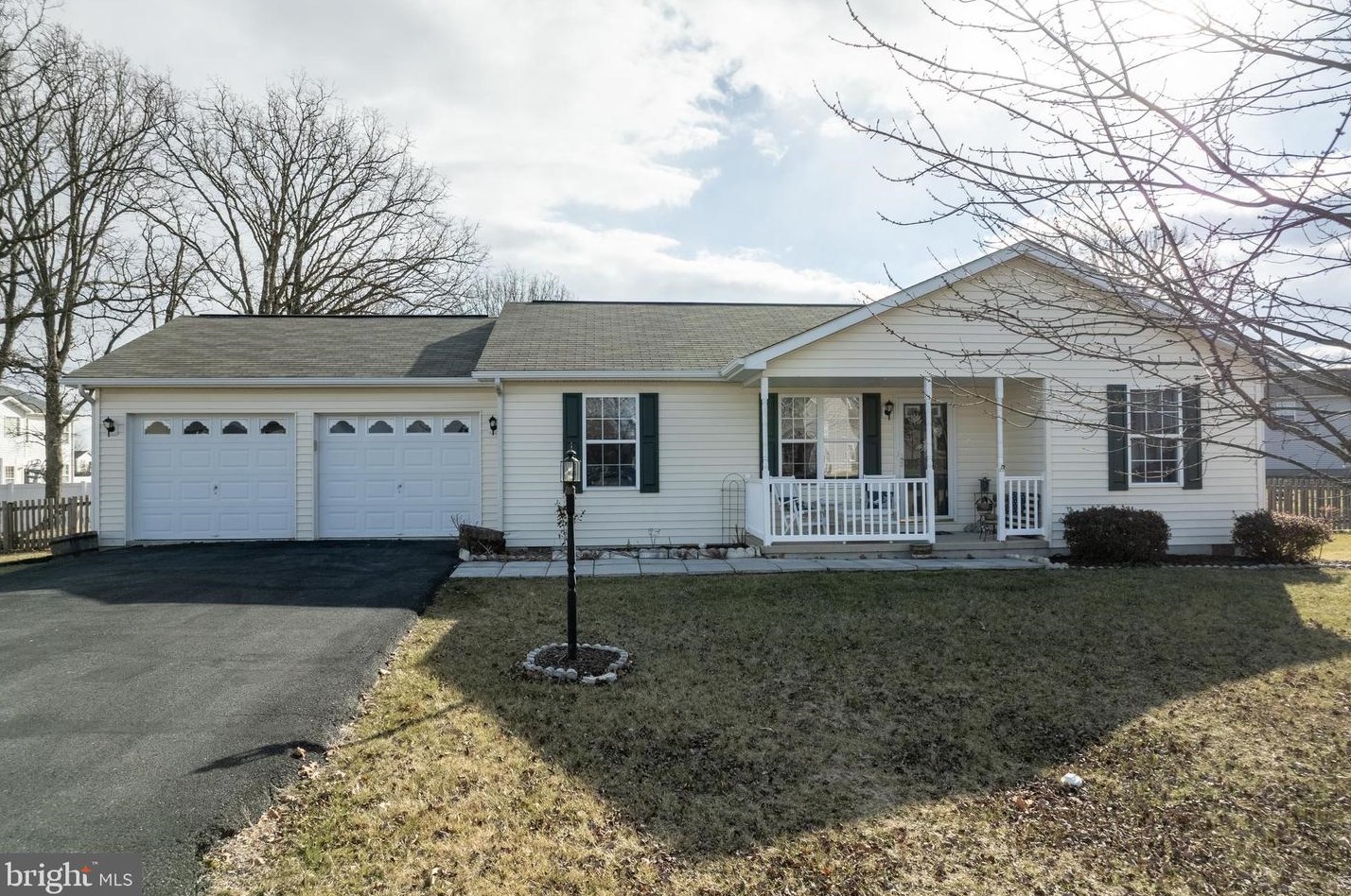 61 Reynolds Ct, Inwood WV  25428-4378 exterior