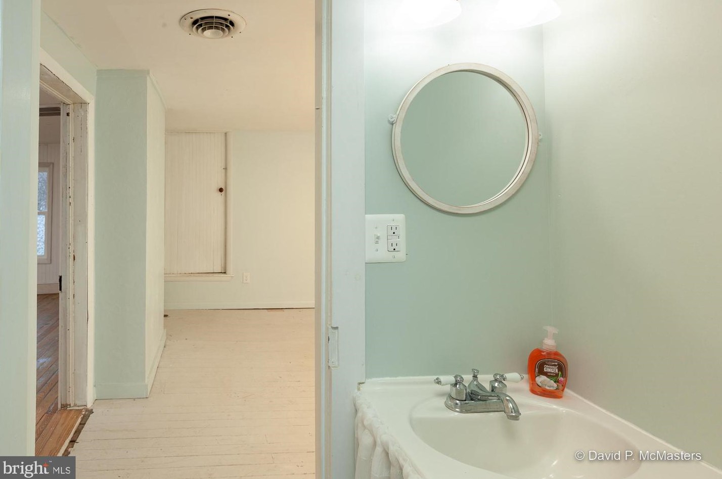 52 Carlton Dr, Inwood WV  25428-4901 exterior