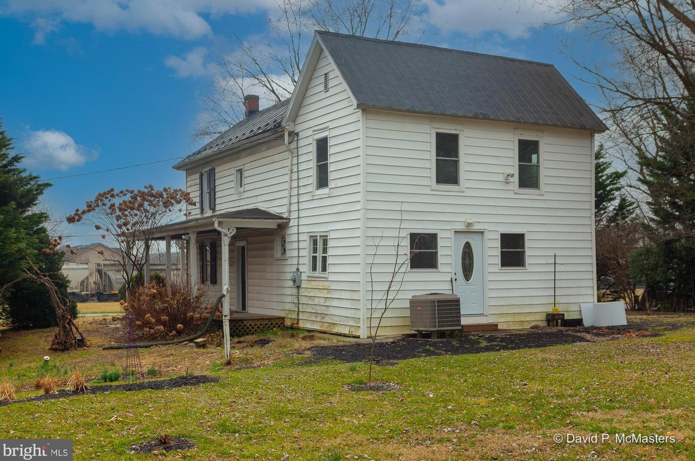 52 Carlton Dr, Inwood WV  25428-4901 exterior