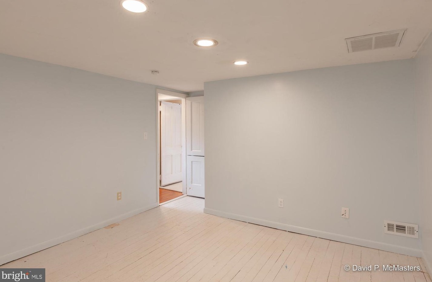 52 Carlton Dr, Inwood WV  25428-4901 exterior