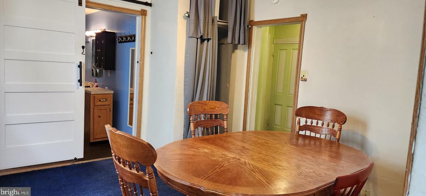 706 John St, Martinsburg WV  25401-2204 exterior