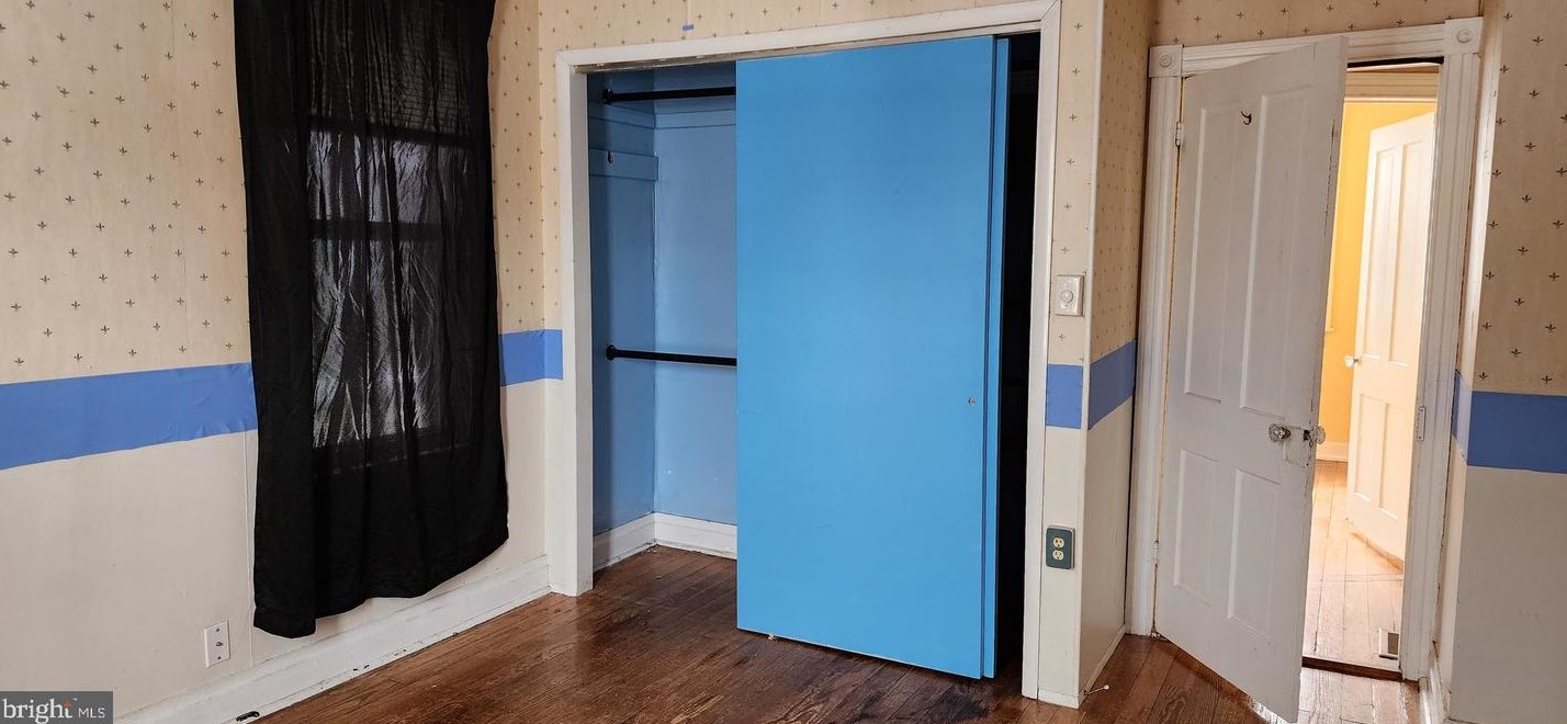 706 John St, Martinsburg WV  25401-2204 exterior