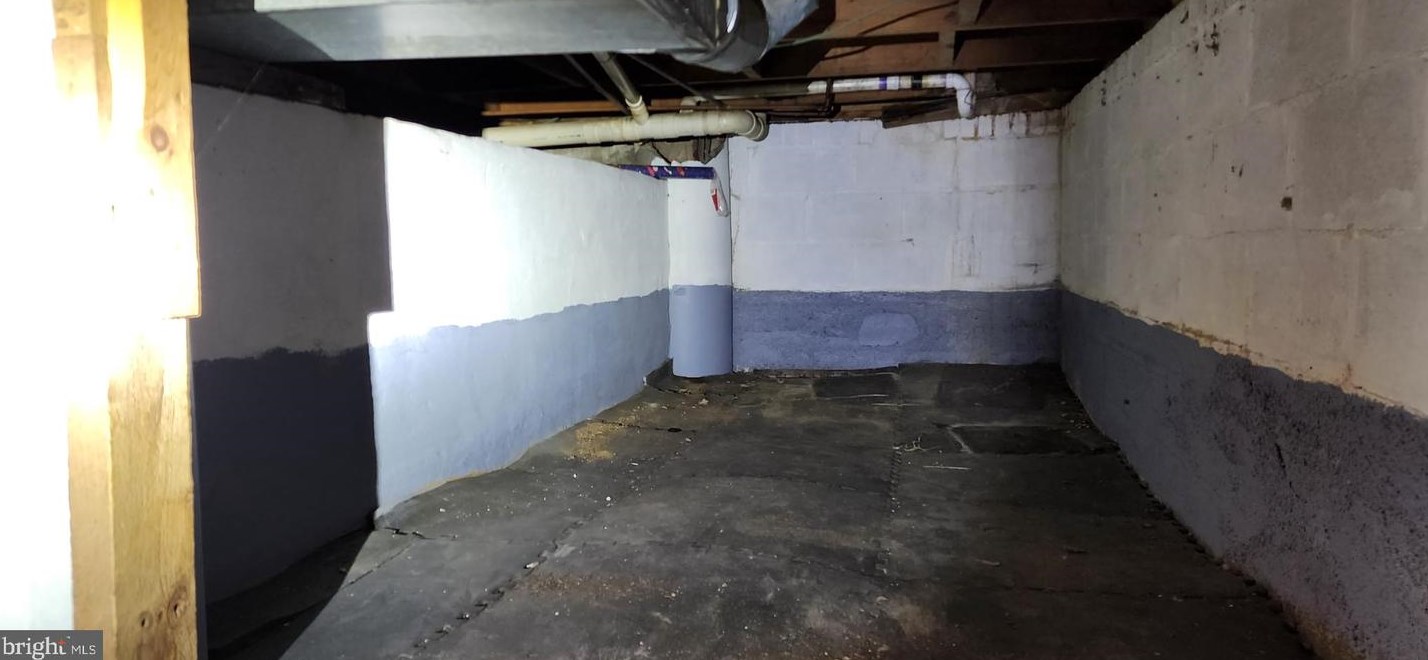 706 John St, Martinsburg WV  25401-2204 exterior